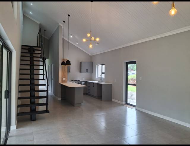 4 BEDROOM HOUSE FOR SALE IN WORLDS VIEW